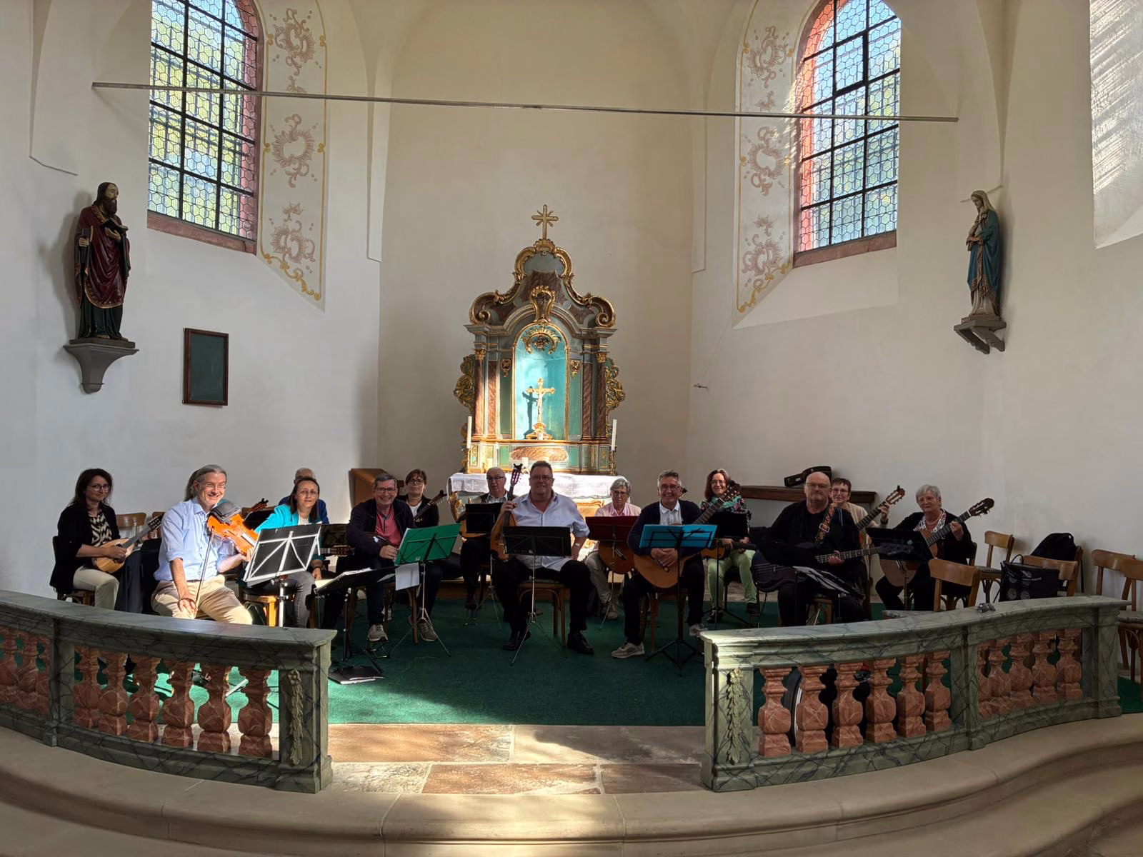 Zupf meets Pop and Classic – Konzert des Edelweiß-Zupforchesters begeistert in der Walholzkirche